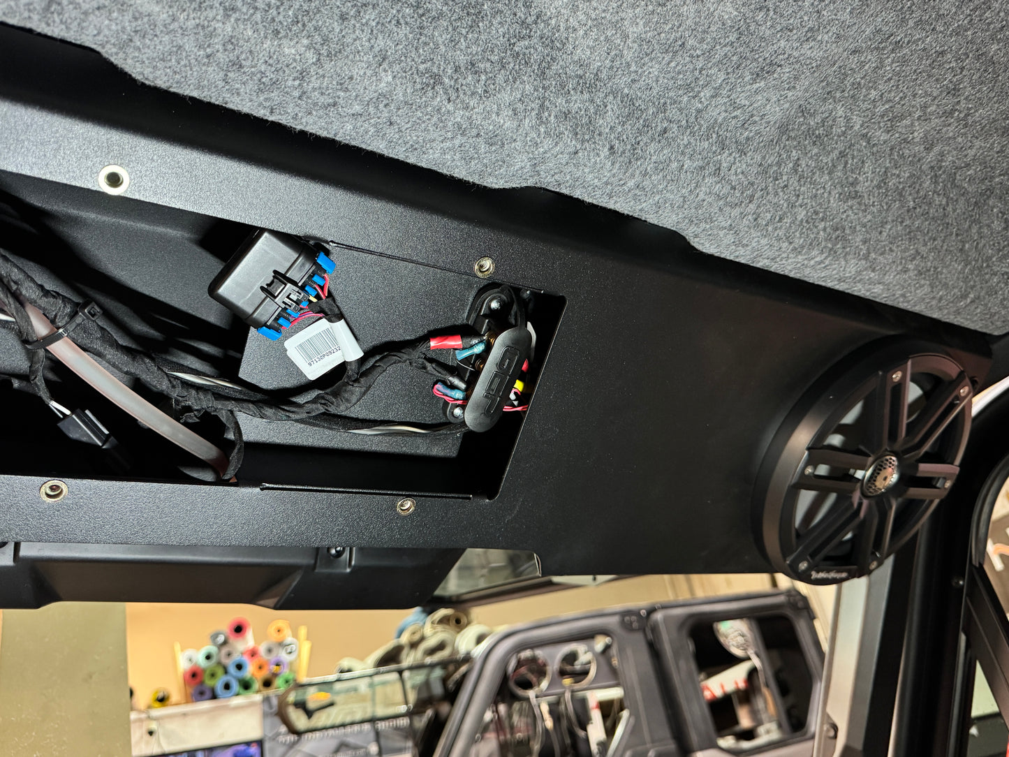 Can-Am Defender HD11 Header Panel | Radio & Speaker Mount | ES Mobile Audio