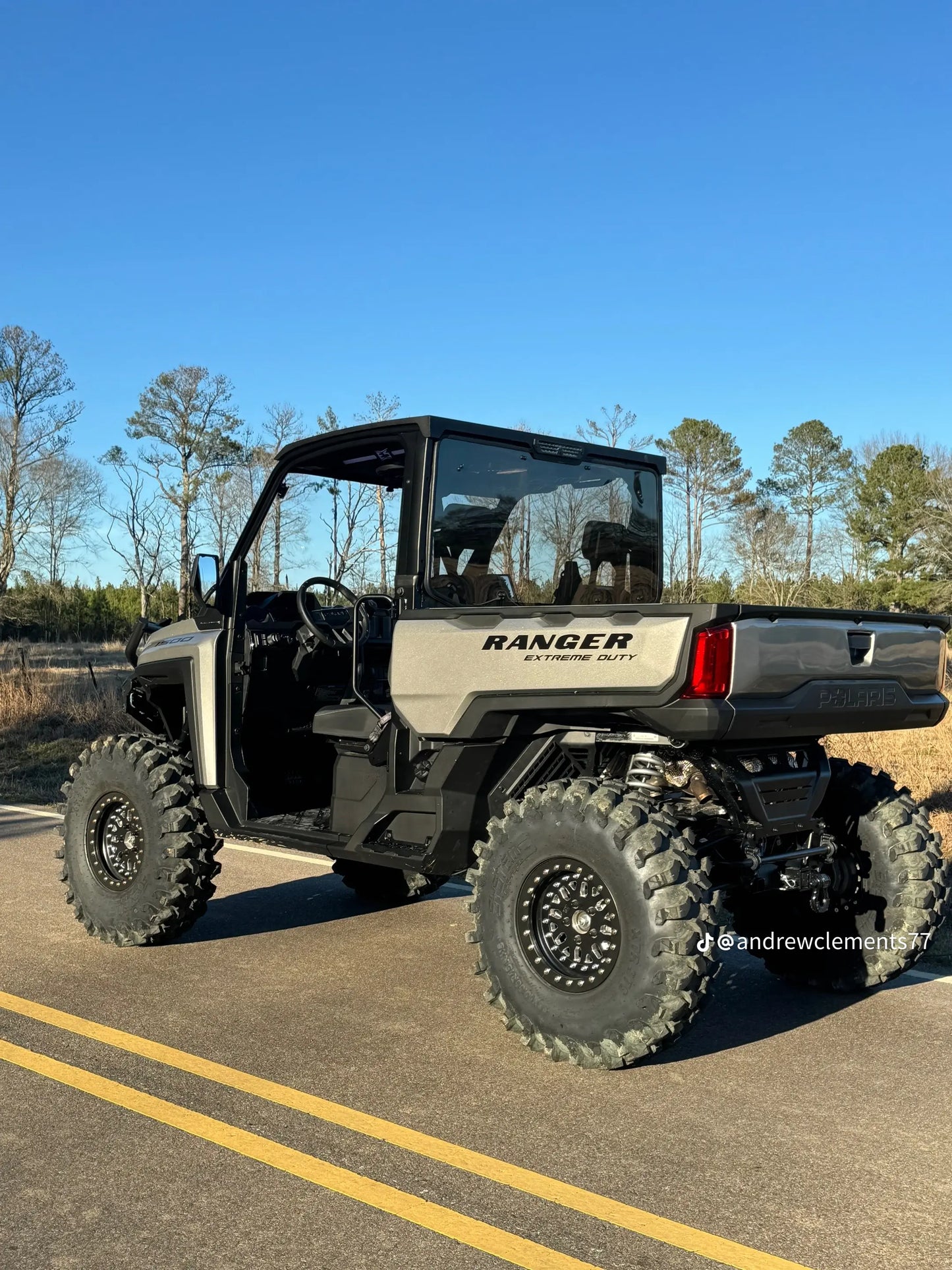 RANGER 1500 reg cab 6-8” roof