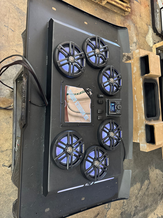 RANGER 1500 reg cab 6-8” roof