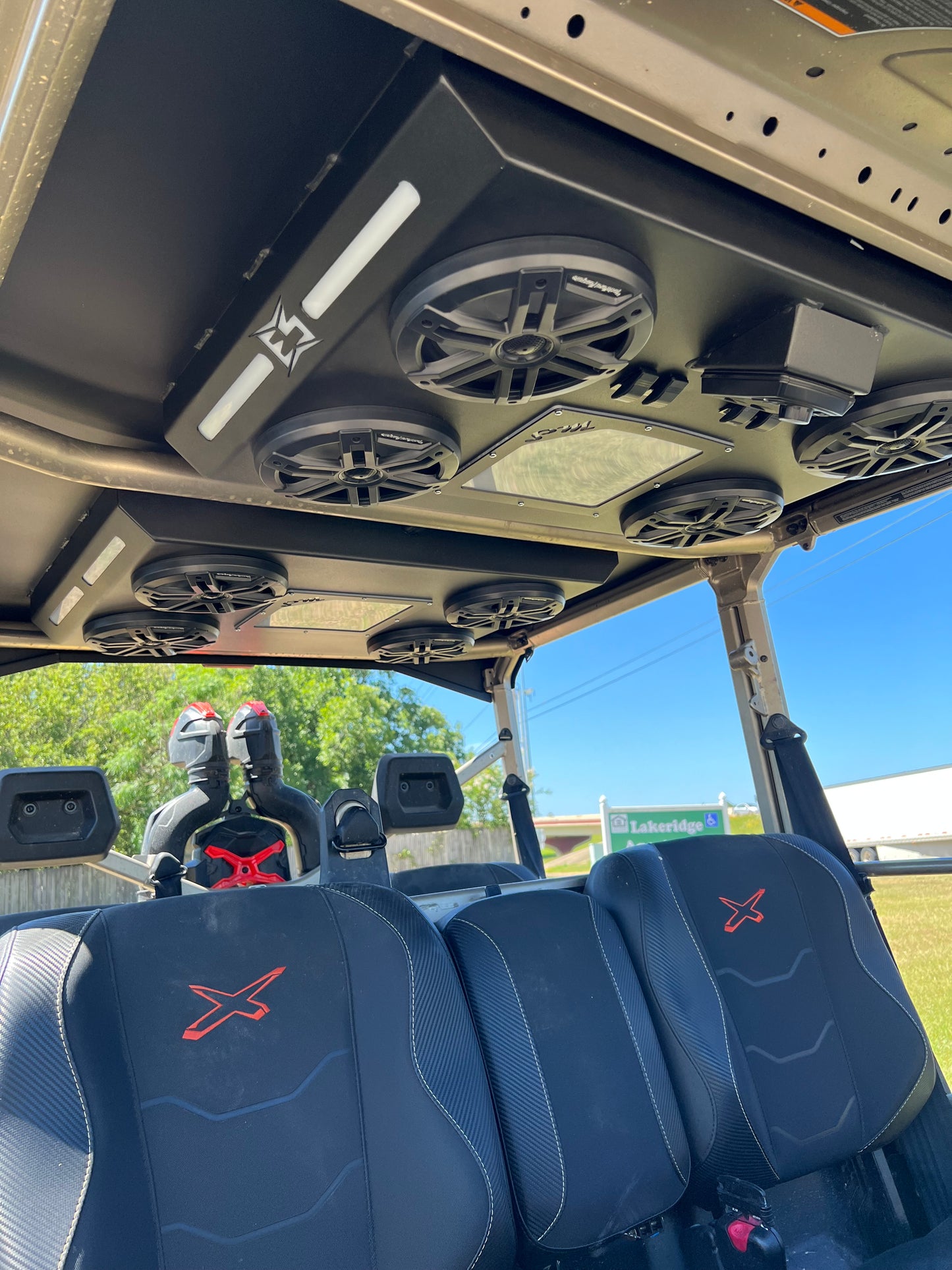 Defender crew audio roofs