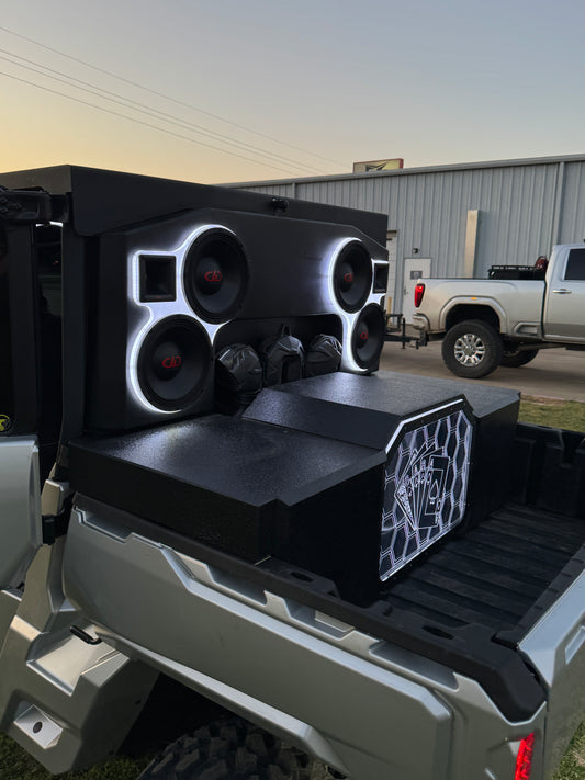 DEFENDER REAR WINDOW STUNT WALL