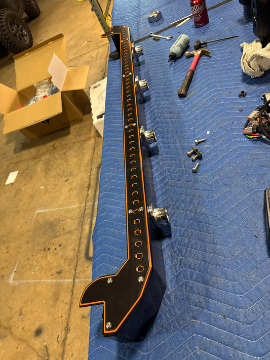 XPEDITION BED TOWER BAR