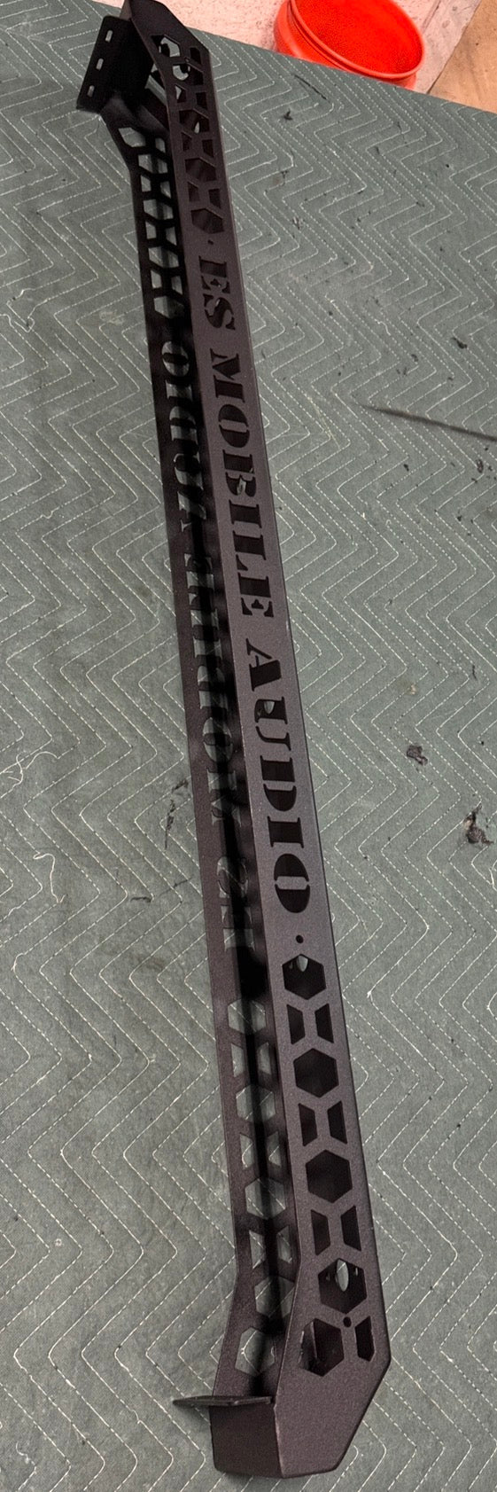 CANAM DEFENDER BED TOWER BAR